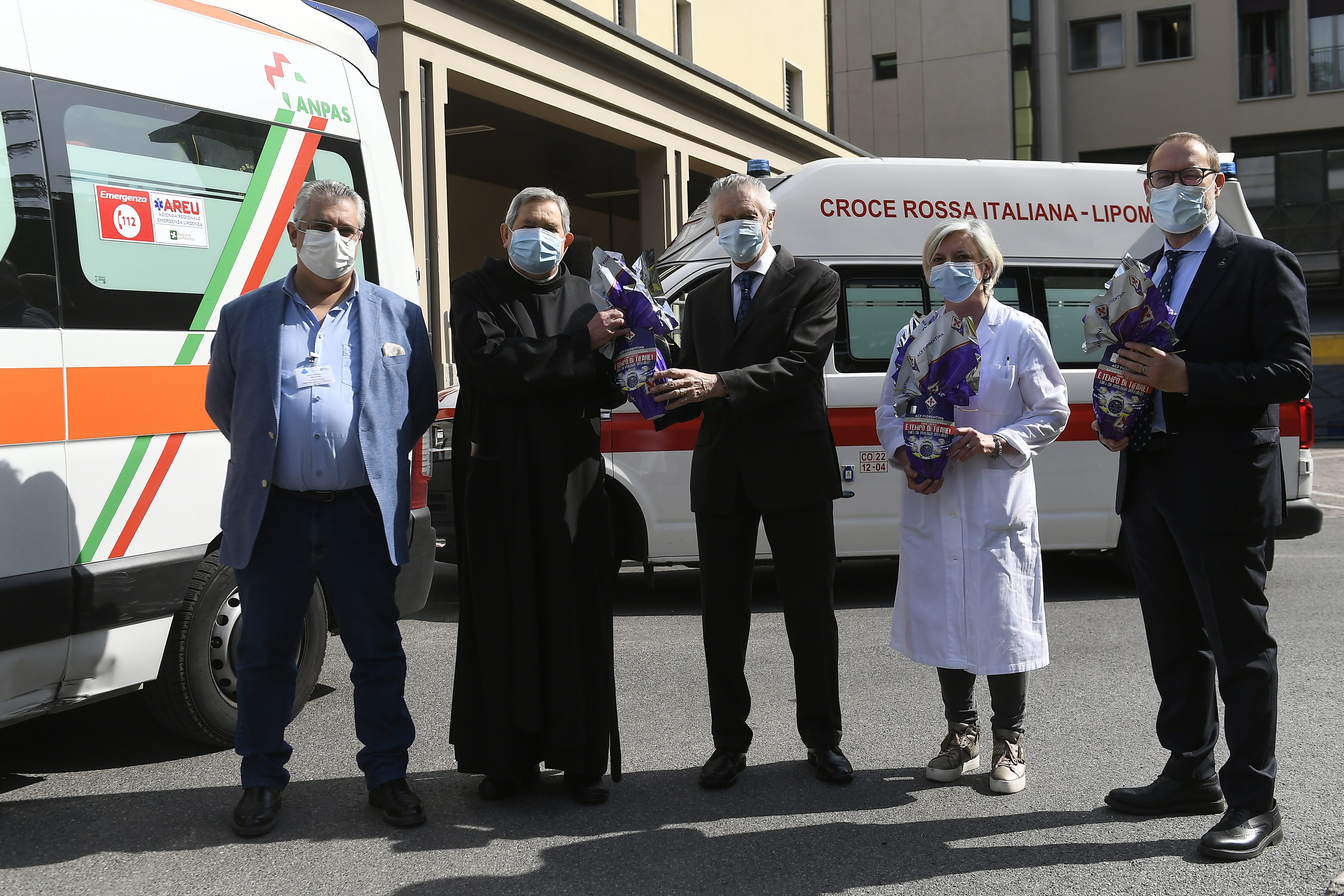 Uova di cioccolato ICAM: Ospedale Sacra Famiglia di Erba